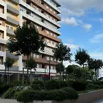 Point 11 & Private Garage דירה פודגוריצה