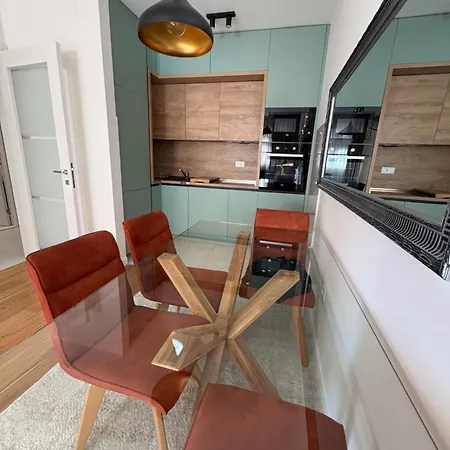 Apartmán Point 11 & Private Garage *