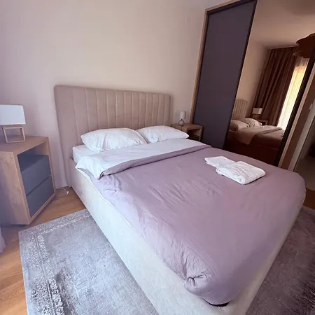 Apartmán Point 11 & Private Garage