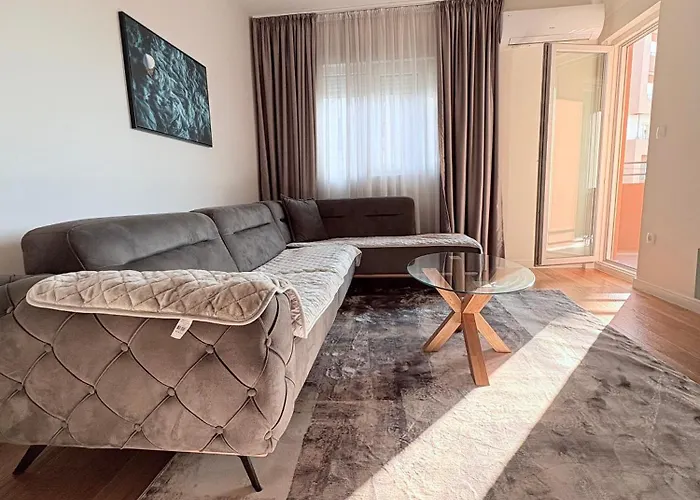 דירה Apartments Central Point 11 & Private Garage *