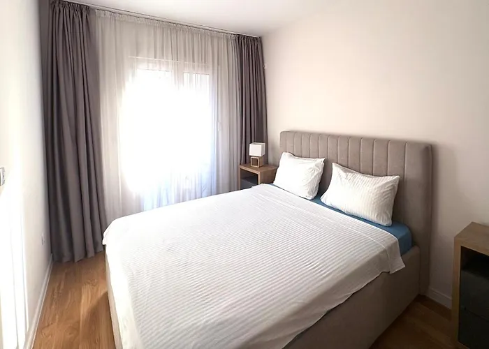 דירה Apartments Central Point 11 & Private Garage פודגוריצה